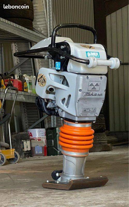 compacteur en location pour dalage